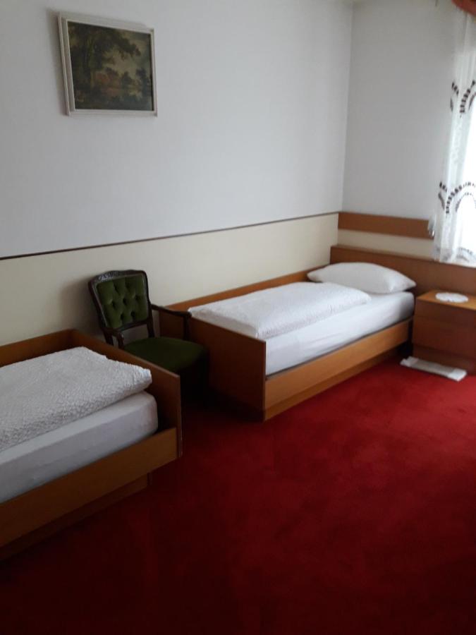 Hotel Lux Мерано Екстериор снимка