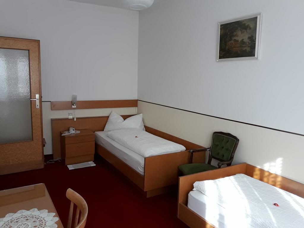 Hotel Lux Мерано Екстериор снимка