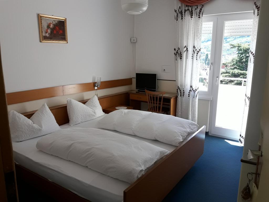 Hotel Lux Мерано Екстериор снимка