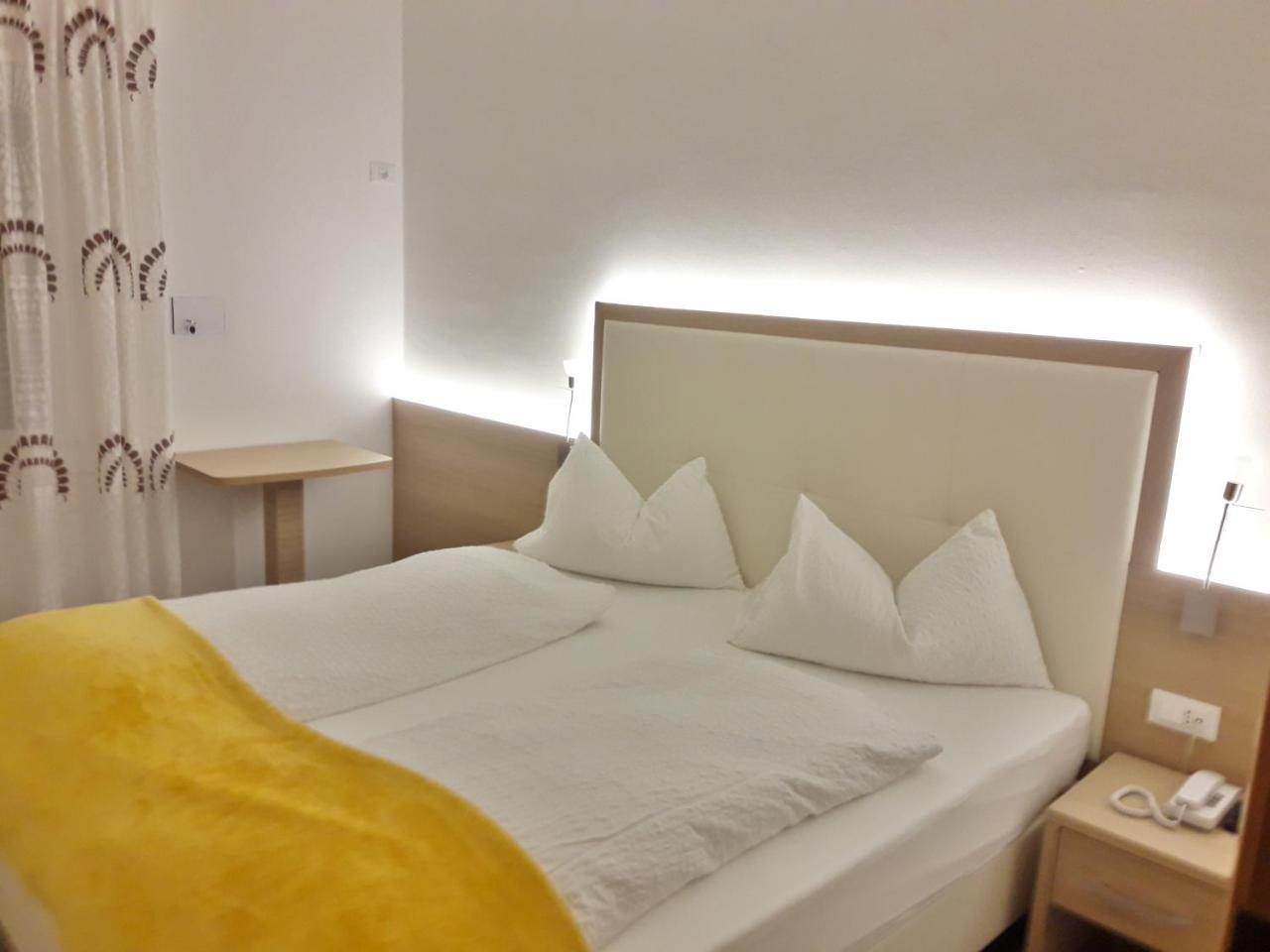 Hotel Lux Мерано Екстериор снимка